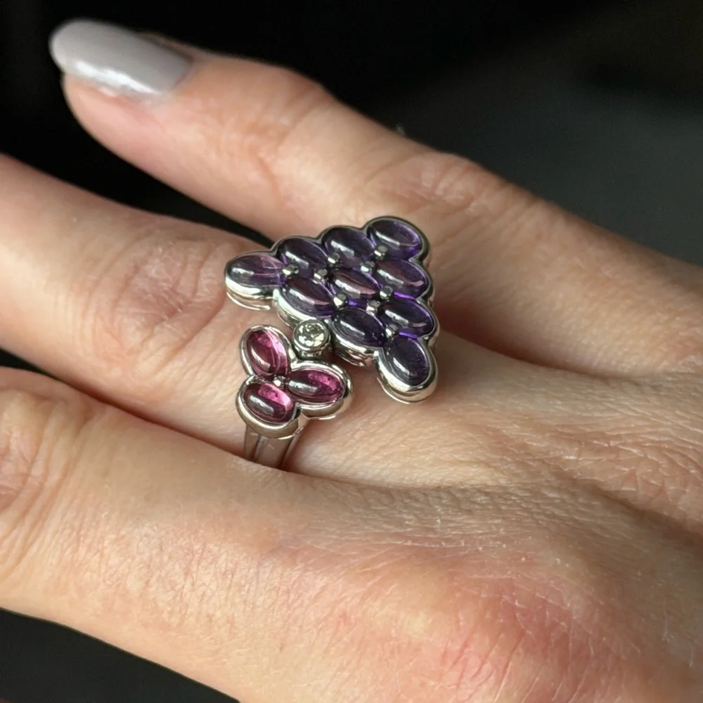 Mauboussin Paris Purple and Pink Amethyst Cluster Ring - Picture 6 of 15